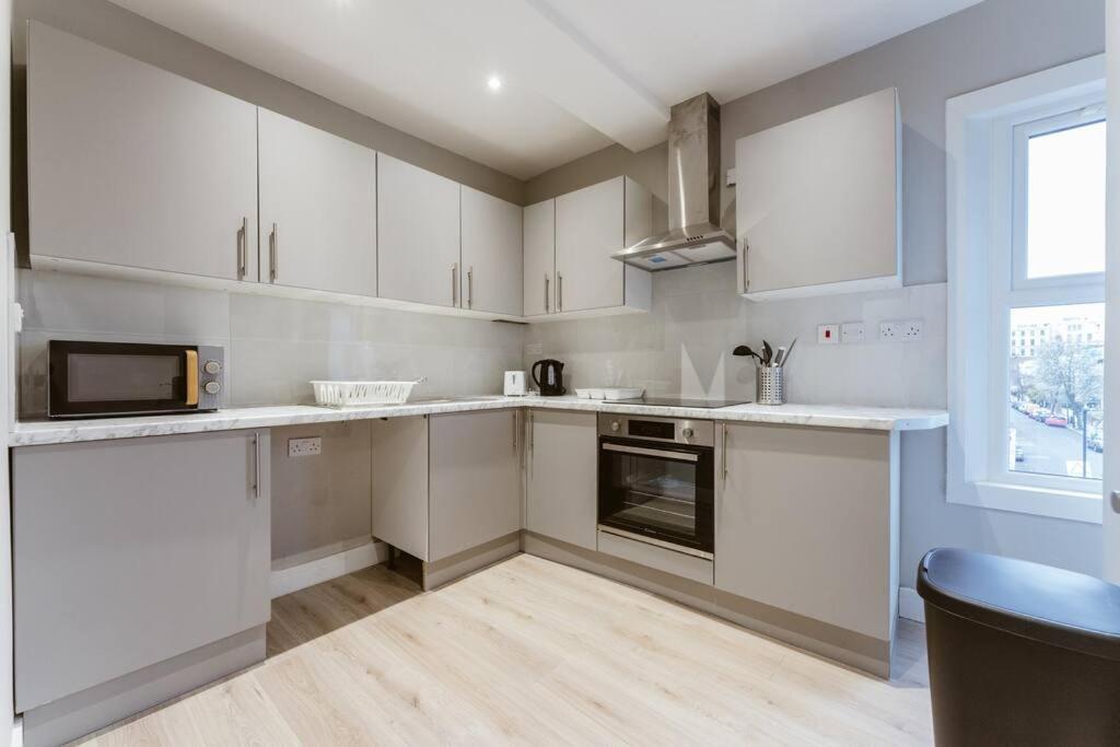 Charming Central London Kitchenette - Your Ideal Stay In The Heart Of The City Ngoại thất bức ảnh